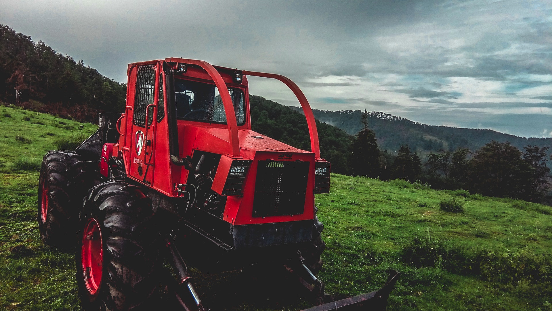 Кредит под залог спецтехники в Алексеевке